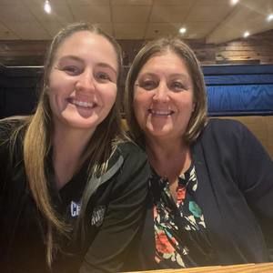 Meet your Posher, Traci